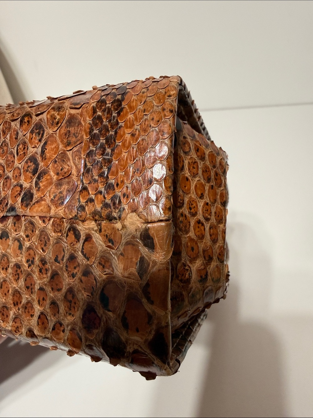 Vintage Brown Snakeskin 1940’s Handbag with Single Handle - Picture 16 of 17